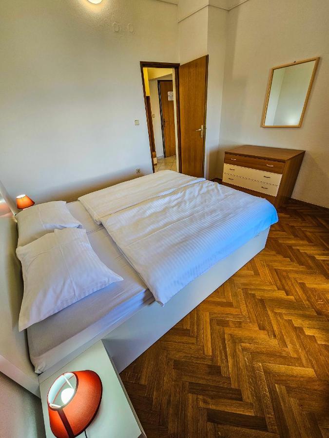 Aenona Sea View Apartments Nin Bagian luar foto